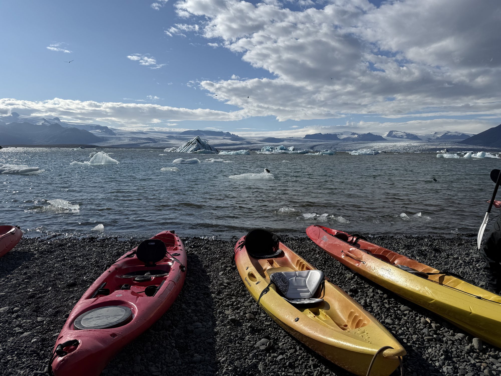 Kayaking among icebergs in Jökulsárlón Glacier Lagoon